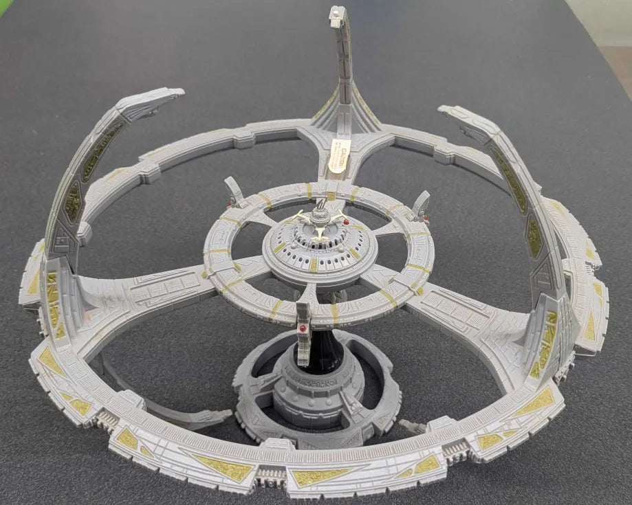 1994 Playmates Star Trek Space Station DS9 (Used)