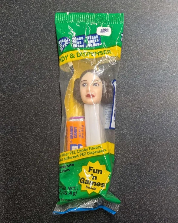 Unopened Star Wars Princess Leia Pez Candy & Dispenser