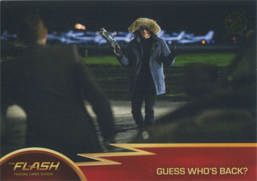 Flash Season 1 Gold Logo Parallel Chase Card #28 Guess Whos Back?