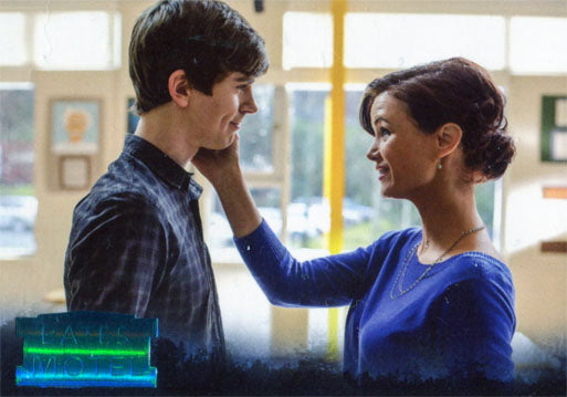 Bates Motel Blue Foil Base 9 Parallel Chase Card