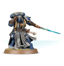 Warhammer 40k: Space Marines - Librarian in Phobos Armor
