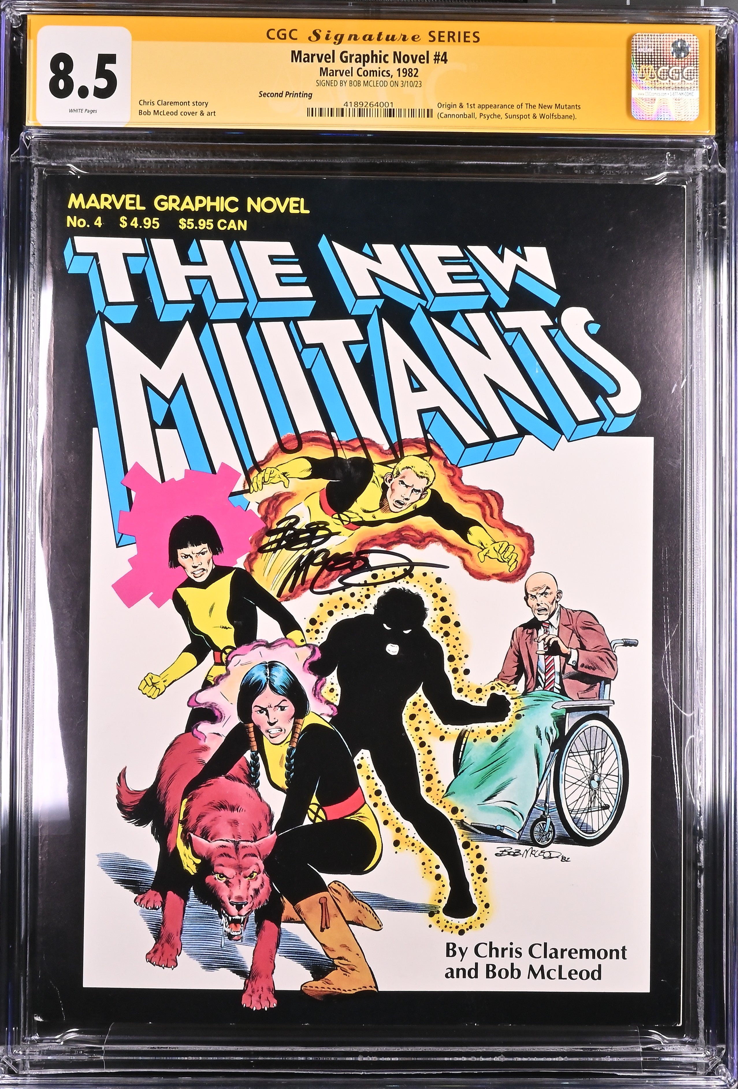 Marvel Graphic Novel #4 New Mutants CGC 8.5 Signed by Bob McLeod 2nd Print