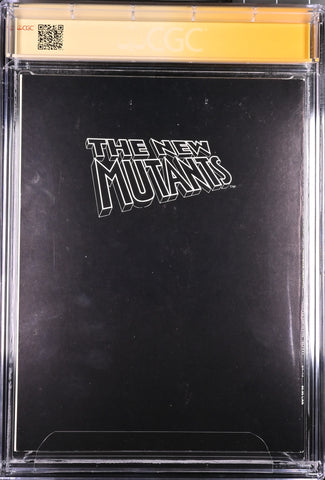 Marvel Graphic Novel #4 New Mutants CGC 8.5 Signed by Bob McLeod 2nd Print