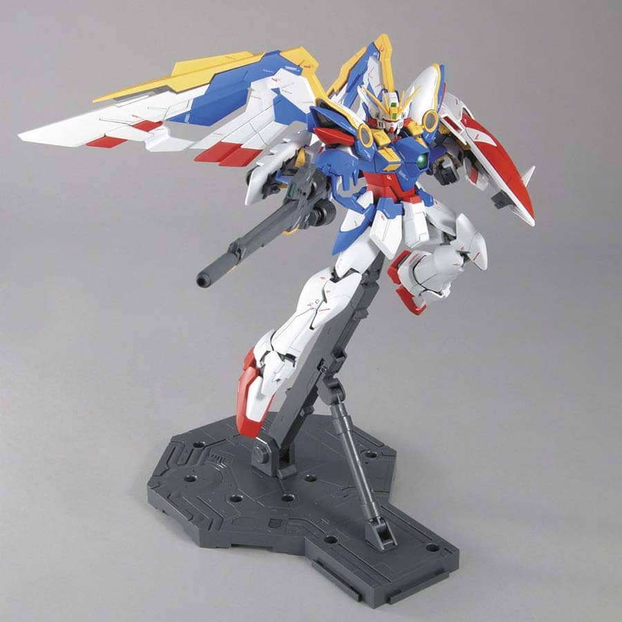 Bandai Mobile Suit Gundam Gundam Wing Endless Waltz: Wing Gundam EW Master Grade 1:144 Scale Model Kit