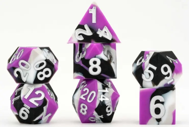 Fanroll Gaymers Pride - Sharp Edge Silicone Rubber Dice Set: Asexual Pride Flag
