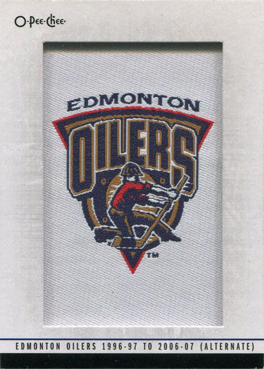 O-Pee-Chee Hockey 2014-15 Manufactured Team Patch Card 221 Edmonton Oilers