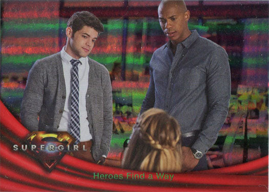 Supergirl Season 1 Rainbow Foil Board Base Variant Card 32