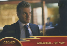 Flash Season 1 Gold Logo Parallel Chase Card #33 A Dead End…For Now
