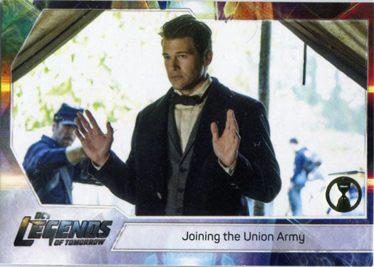 DCs Legends of Tomorrow Rip Hunter Deco Foil Base Parallel Chase Card 42