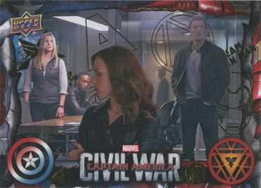 Captain America Civil War Gold Foil Parallel Base 54 Chase Card  #10/10