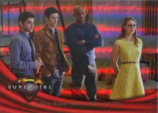 Supergirl Season 1 Rainbow Foil Board Base Variant Card 61