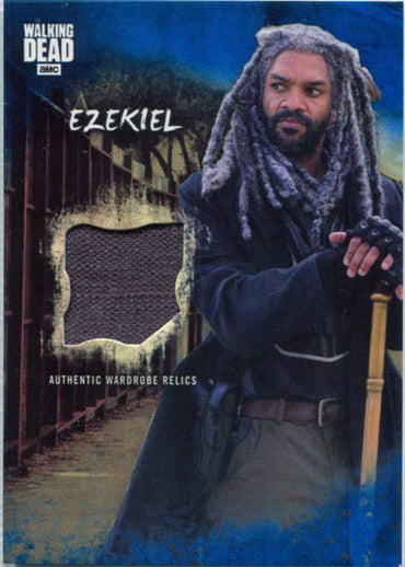 Walking Dead Road To Alexandria Wardrobe Card R-KE Blue Parallel Ezekiel #43/50