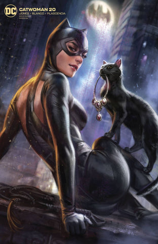 Catwoman (5th Series) 20 Var A Comic Book NM