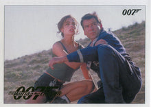 James Bond 007 Classics The World Is Not Enough 39 Gold Parallel Chase  #033/125