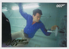 James Bond 007 Classics The World Is Not Enough 70 Gold Parallel Chase  #080/125