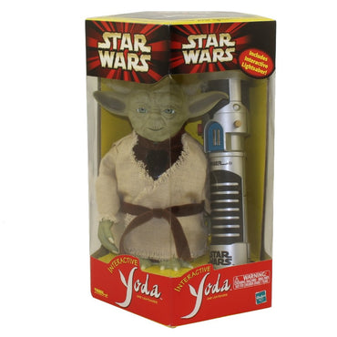 2000 Hasbro Star Wars Interactive Yoda and Lightsaber